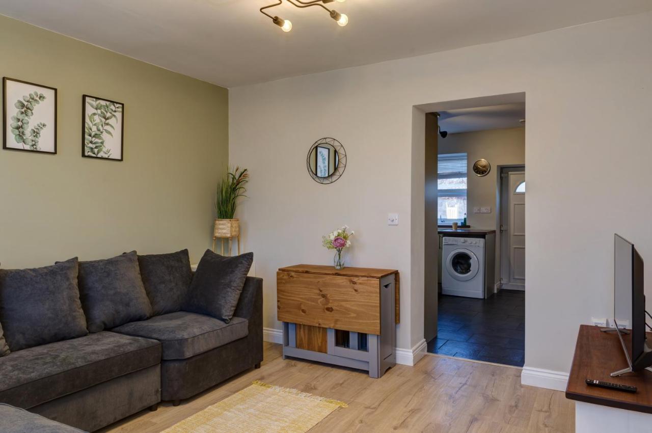 Cosy 2 Bed Home Chesterfield Exterior foto
